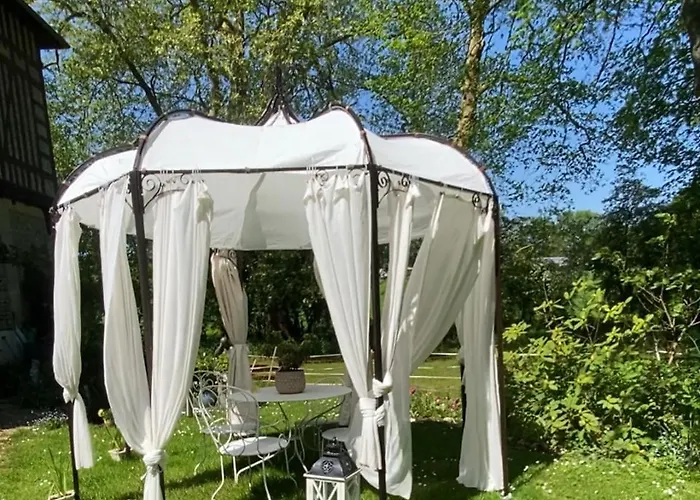 La Des Ecureuils Bed & Breakfast